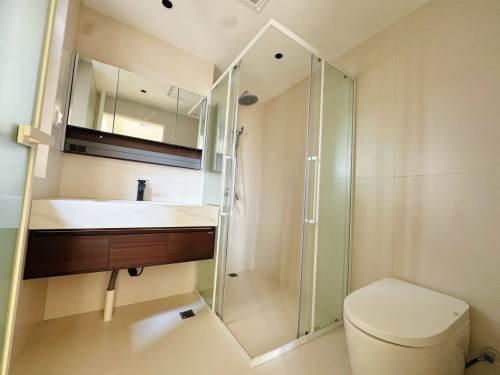Housing image — Bathroom