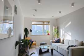 2BR Apartment in Jing'an (L7)