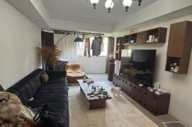 Spacious 2BR Apartment in Jing'an (L7)
