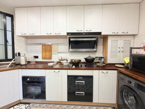 Housing image — Kitchen
