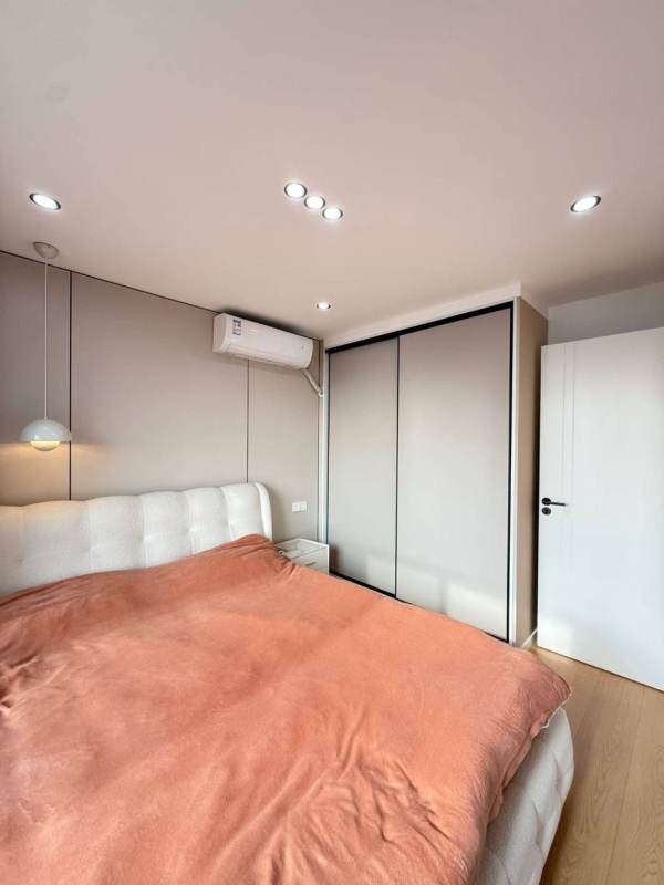 Housing image — Bedroom
