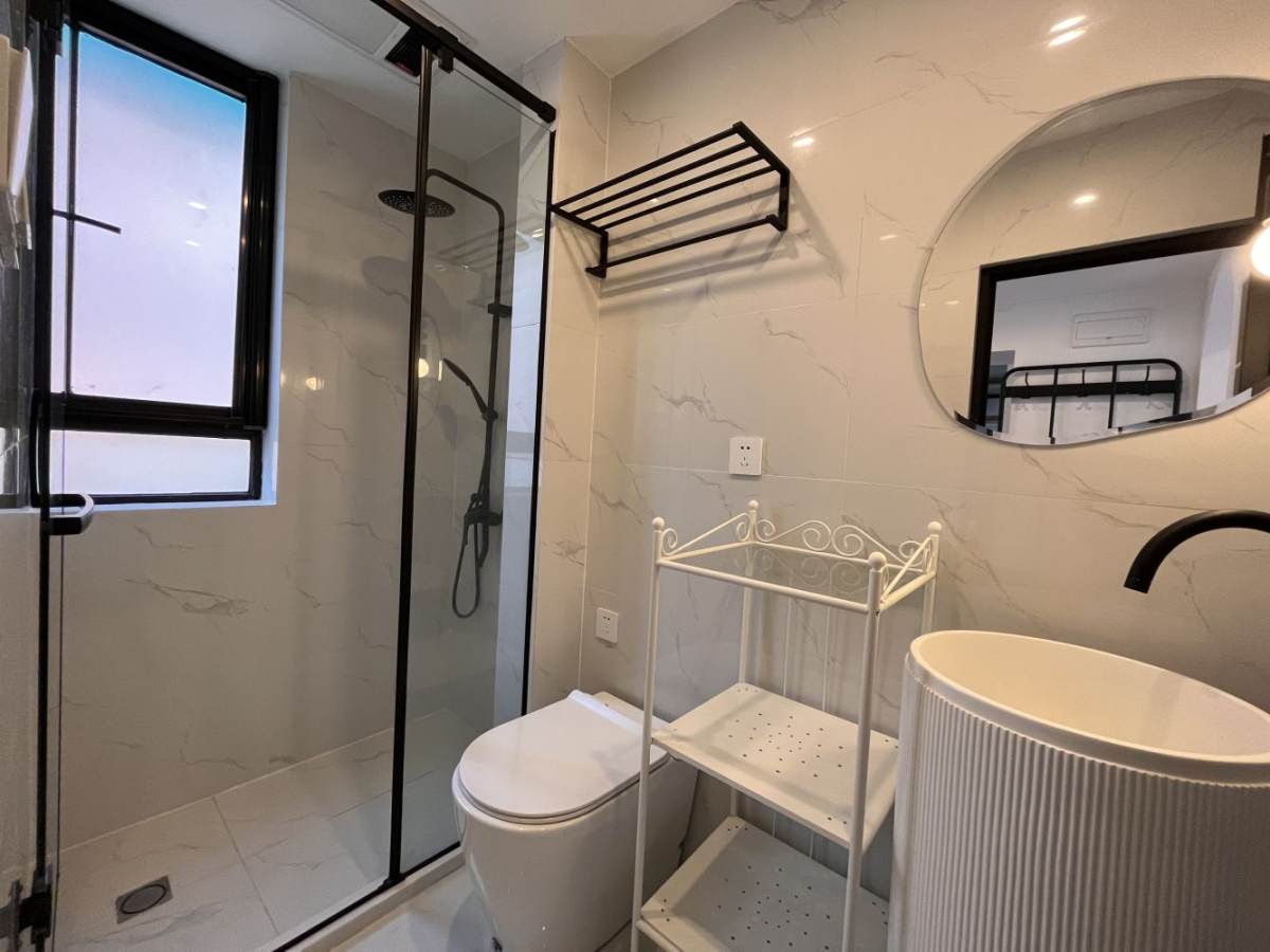 Housing image — Bathroom