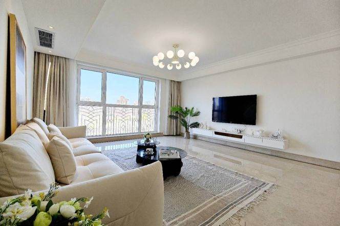 4BR Apartment near Zhongshan Park (L2/L3/L4)