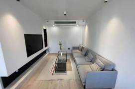 High-Floor 2BR Apartment in Jing'an (L7)