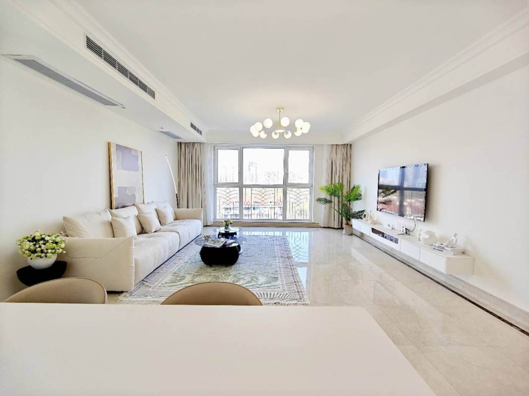 Housing image — Living Room
