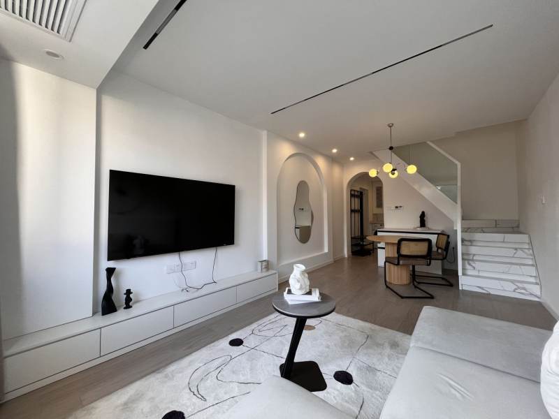 Housing image — Living Room