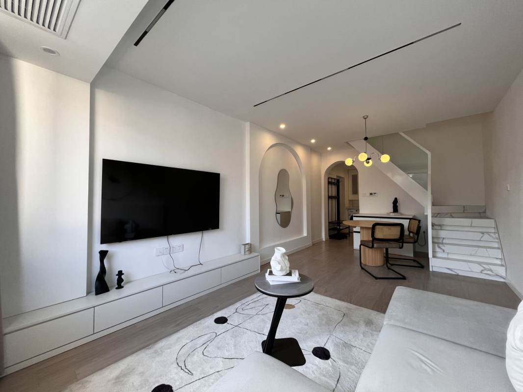 Housing image — Living Room