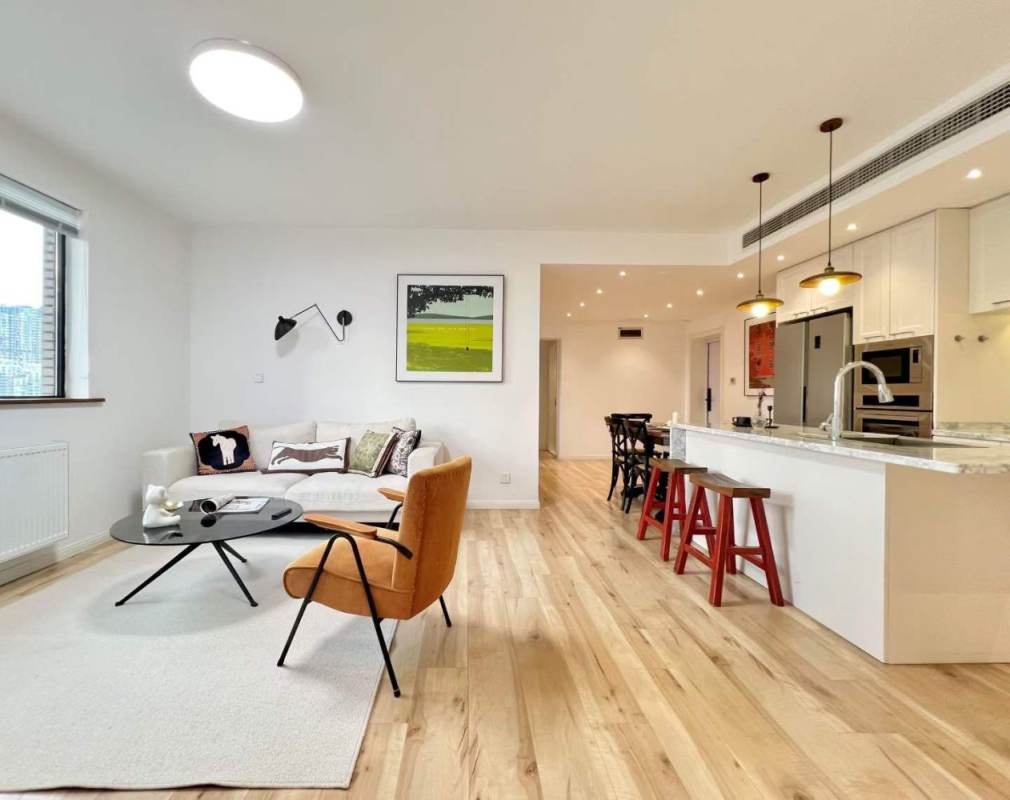 Housing image — Living Room