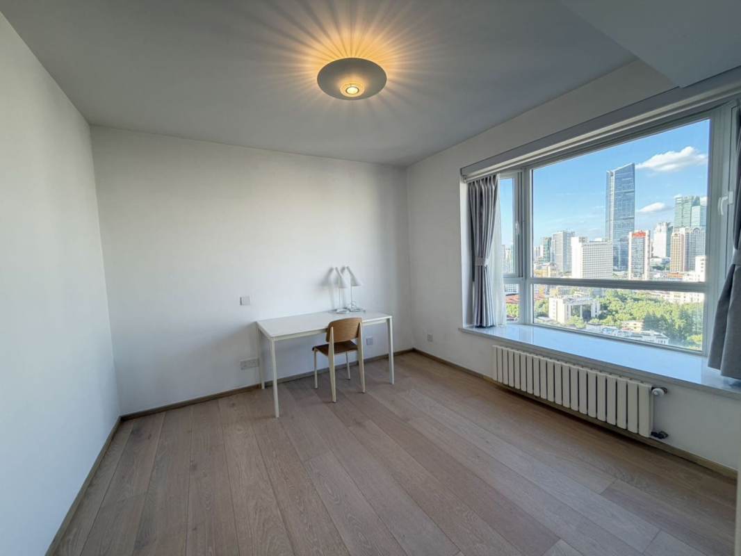 Housing image — Bedroom