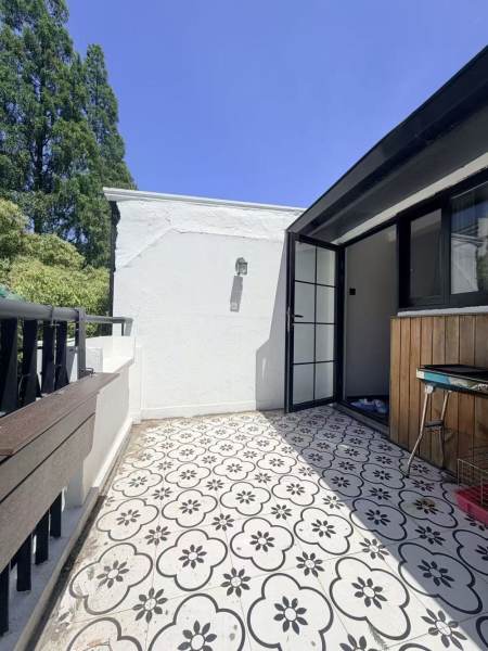 Housing image — Terrace