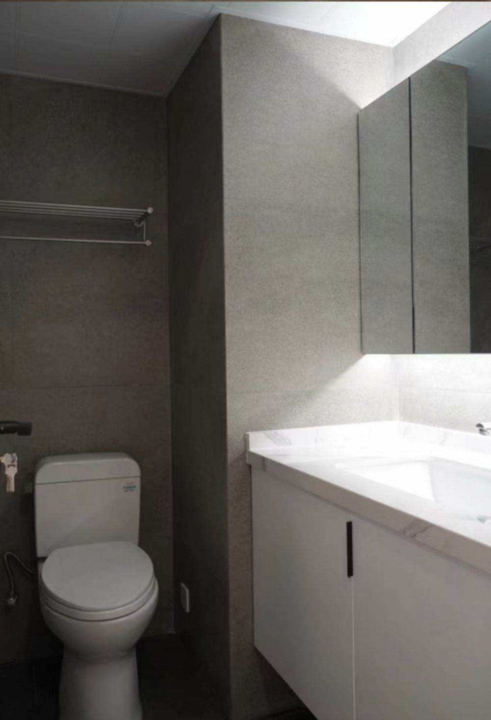 Housing image — Bathroom