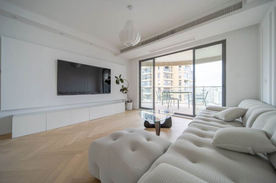 Housing image — Living Room