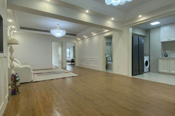 Spacious 2BR Apartment near Suzhou River Mengqing Garden with River View (L3/L4/L7/L13)