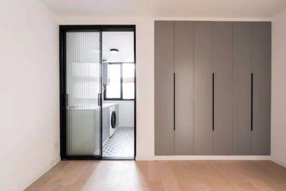 Housing image — Bedroom