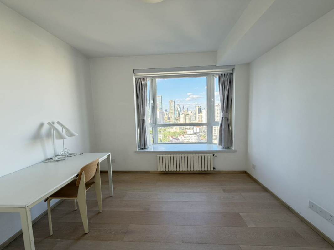Housing image — Bedroom