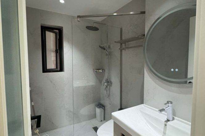 3BR Apartment in Suzhou Creek North (L13)