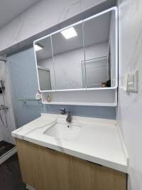 Housing image — Bathroom