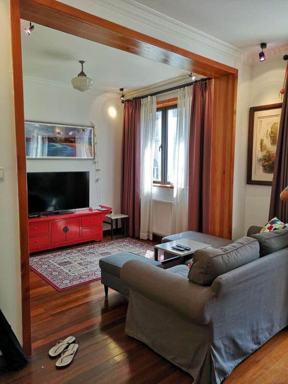 Housing image — Living Room