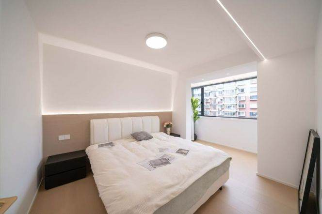 2BR Apartment near Changshou Rd Metro (L7/L13)