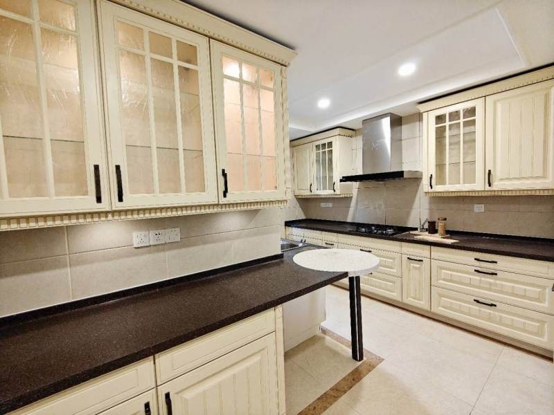 Housing image — Kitchen