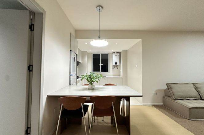 2BR Apartment near Jade Buddha Temple (L7/L13)