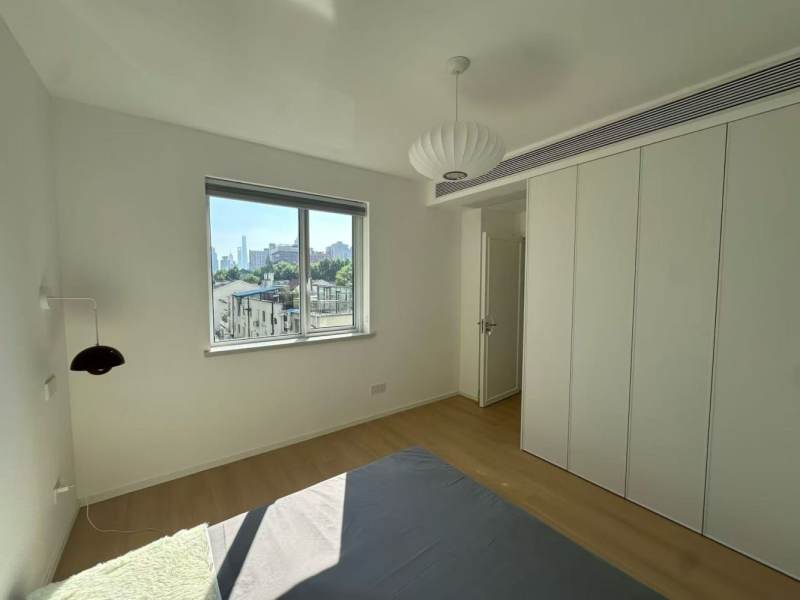 Housing image — Bedroom