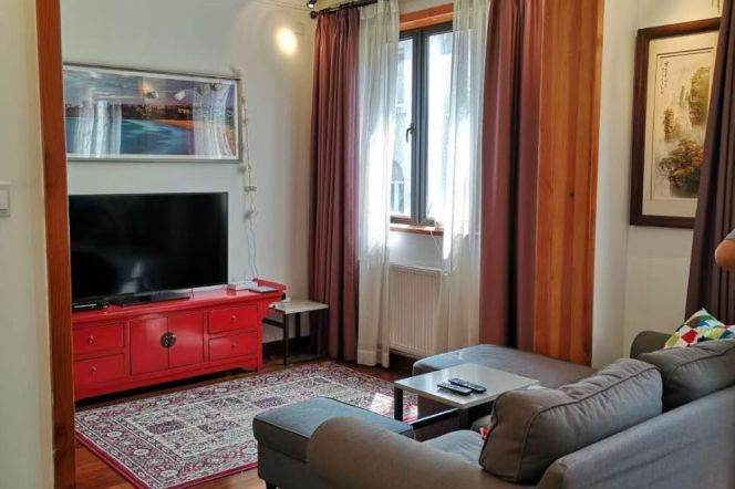 2BR Apartment in Old Xuhui (L1/L10)