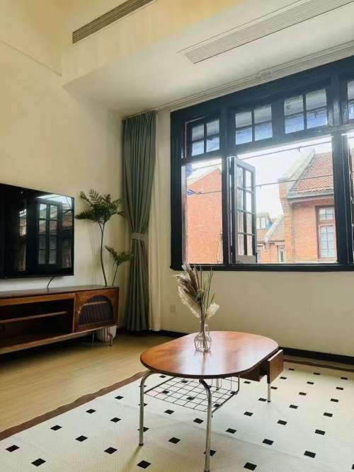 Housing image — Living Room
