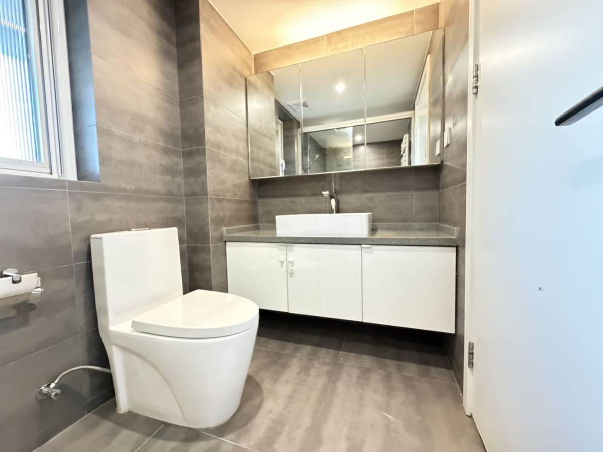 Housing image — Bathroom