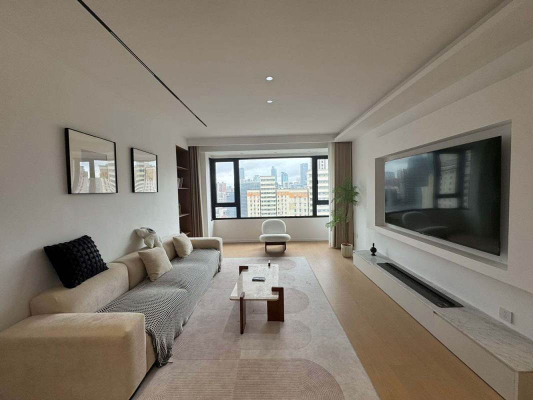 Housing image — Living Room
