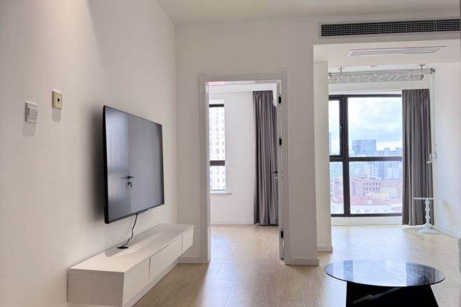 2BR Apartment near Wuzhong Road Metro with Floor-to-Ceiling Windows (L15)