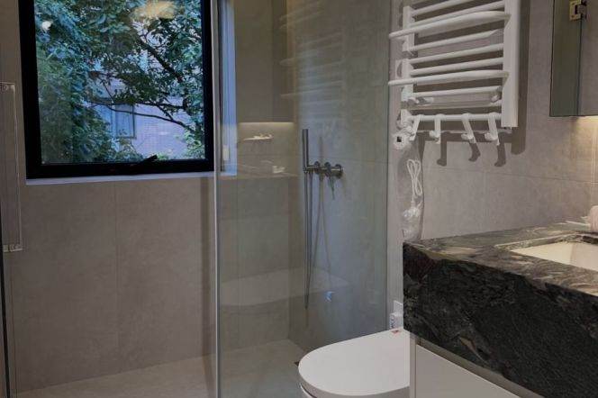 1BR Heritage Apartment near Nanjing Xi Lu with Terrace (L2/L12/L13)