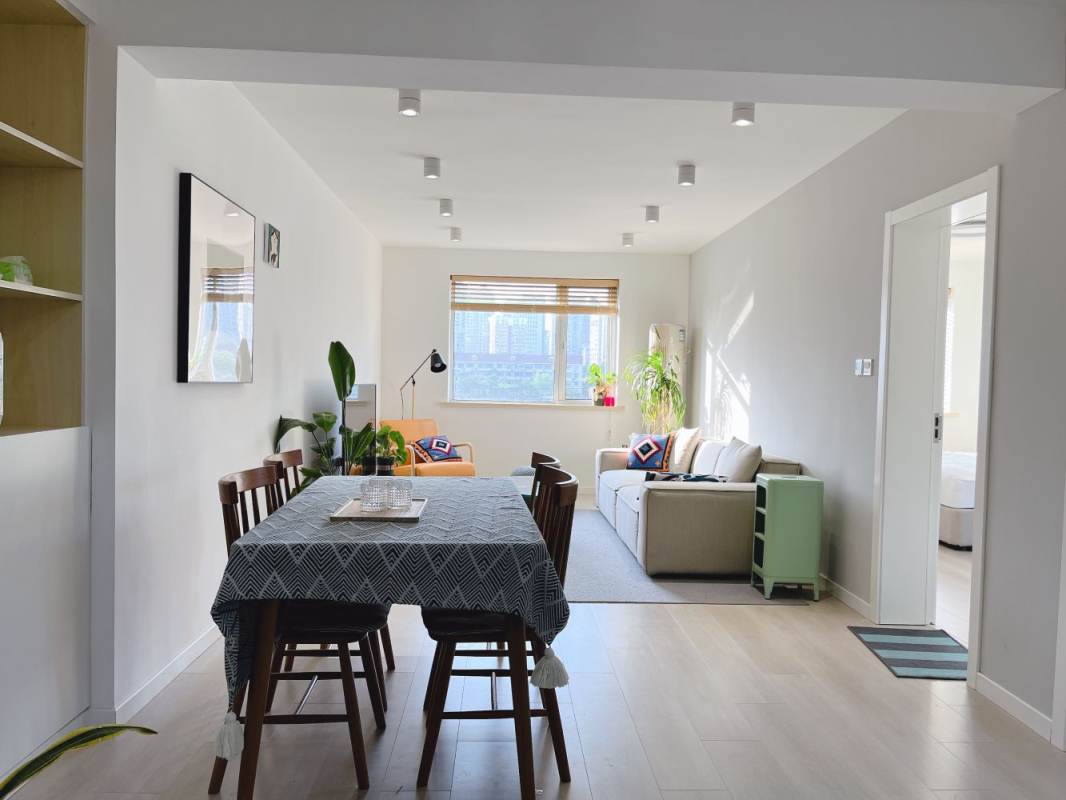 Housing image — Living Room