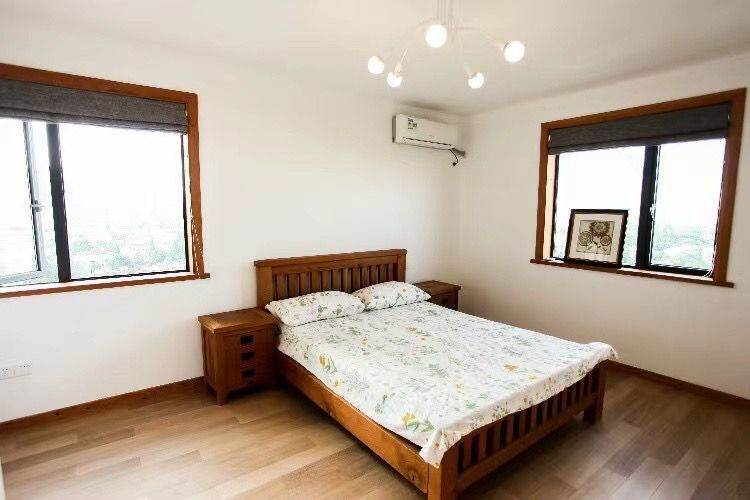 Housing image — Bedroom