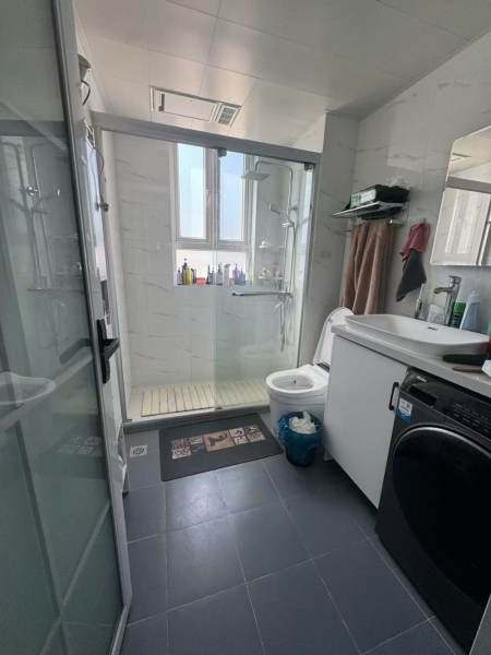 Housing image — Bathroom