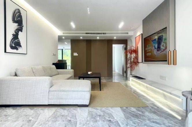 3BR Apartment in Jing'an (L13/L14)