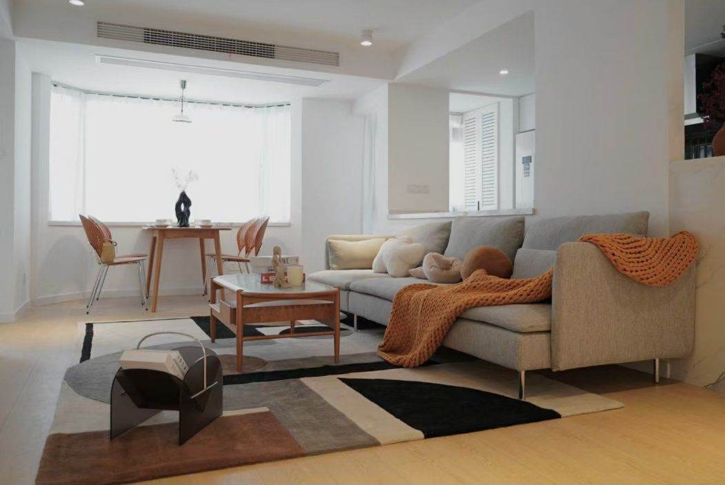 Housing image — Living Room