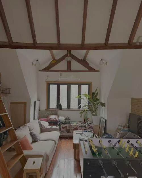 Housing image — Living Room