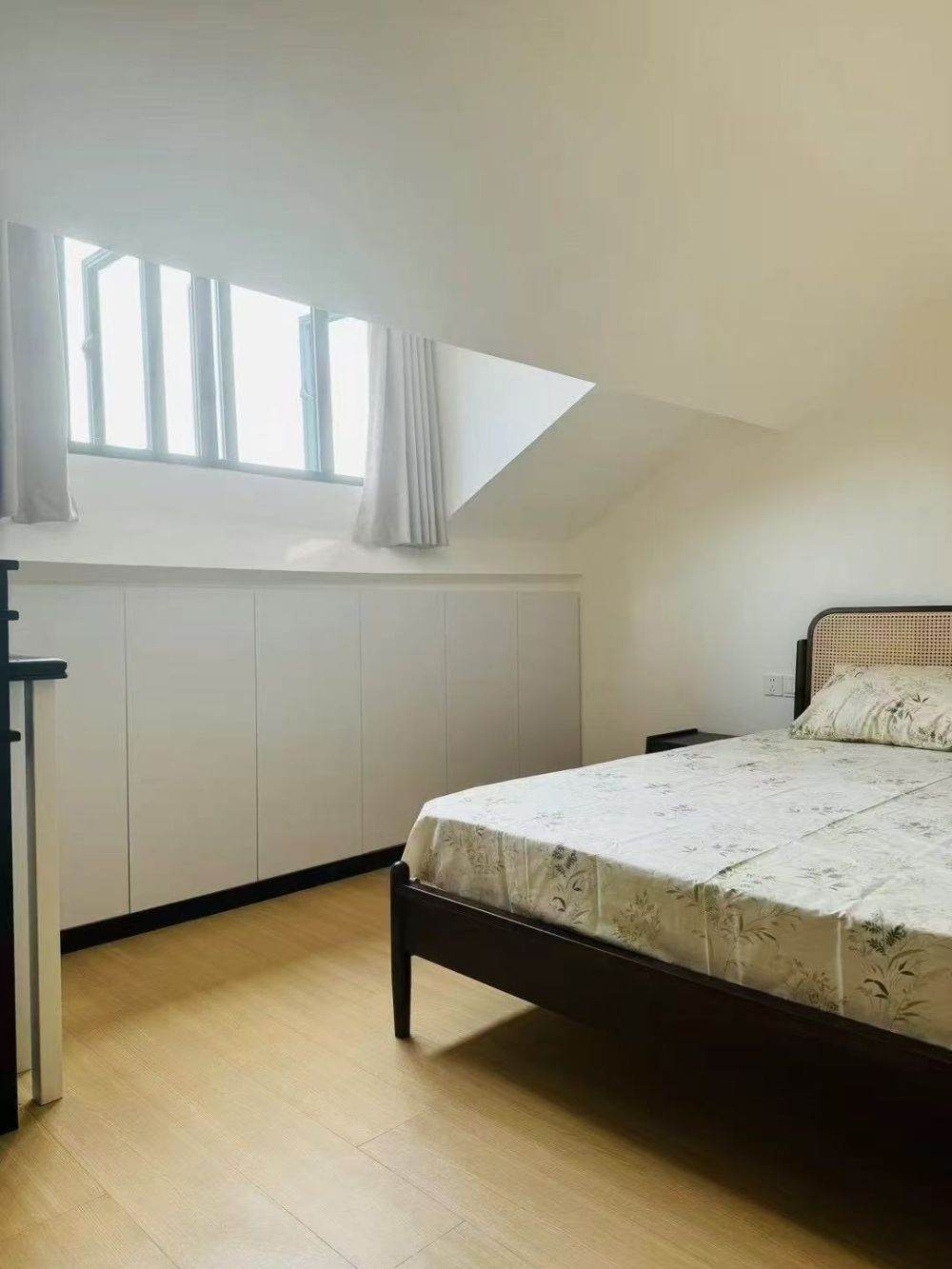 Housing image — Bedroom