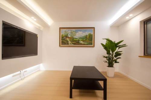 Housing image — Dining Area