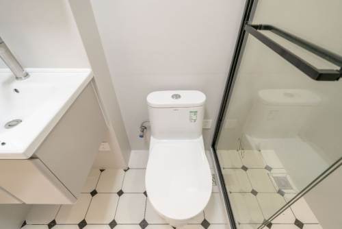 Housing image — Bathroom