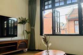2BR Lane House near South Shaanxi Rd Metro
