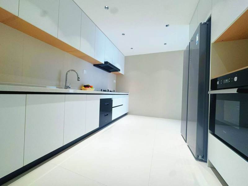 Housing image — Kitchen