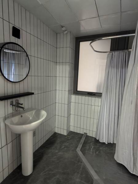 Housing image — Bathroom