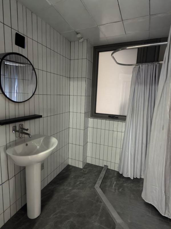 Housing image — Bathroom