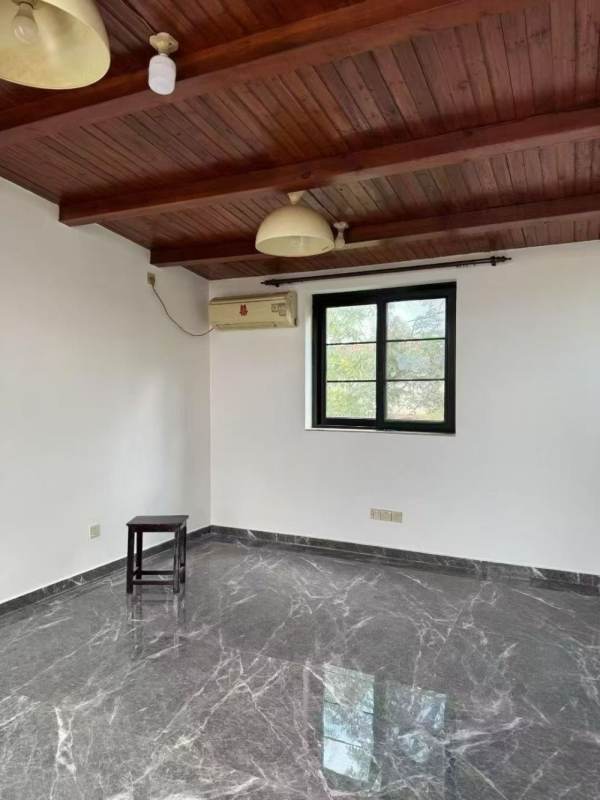 Housing image — Bedroom