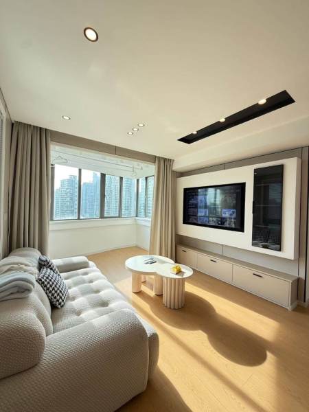 Housing image — Living Room