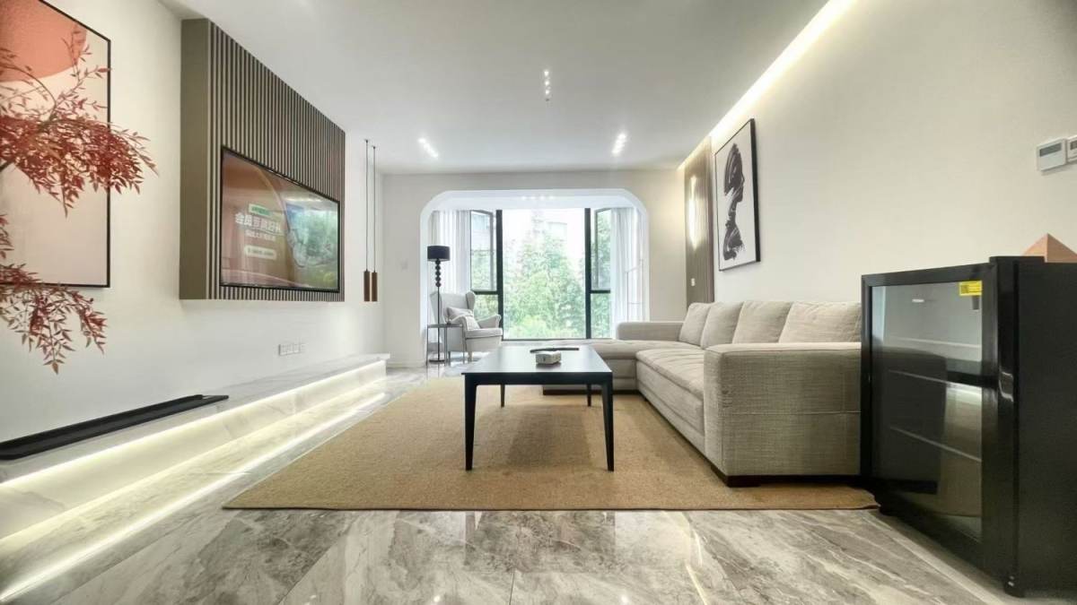 Housing image — Living Room