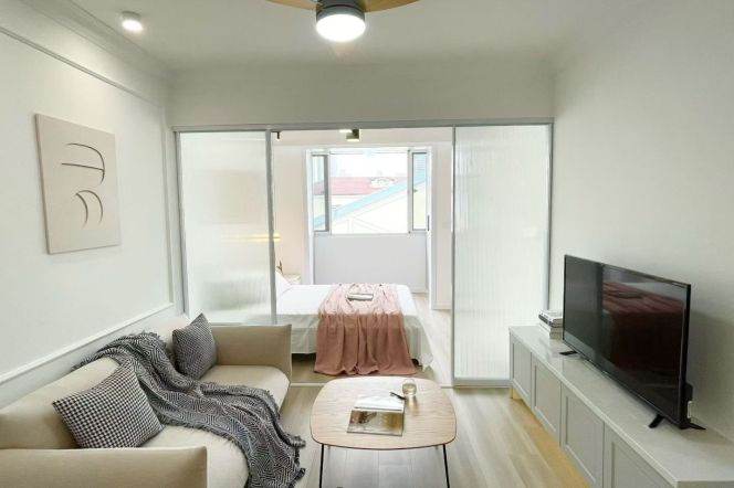 1BR Apartment near Zhongshan Park (L2/L3/L4)
