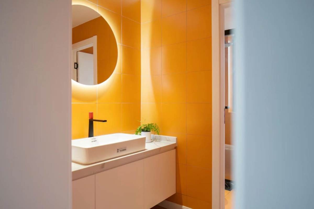 Housing image — Bathroom